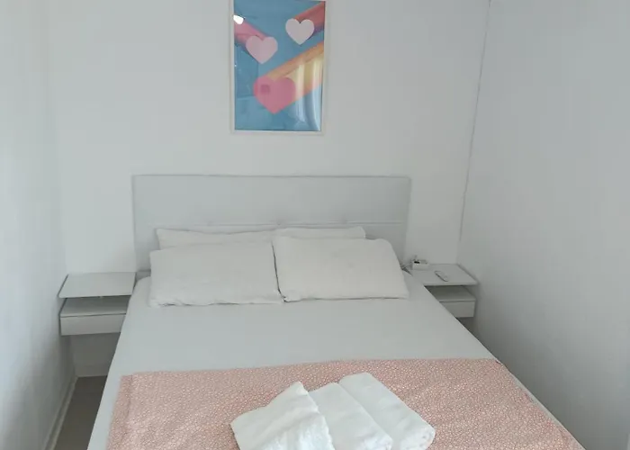 Center Μαρμπέλλα